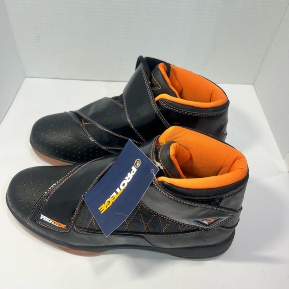 Protégé Men's Black and Orange Athletic Shoes - Picture 4 of 6
